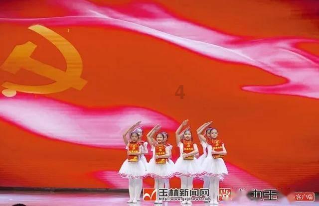 RNG被BLG零封,下路差距竟出现在RNG身上,怀念UZI时代